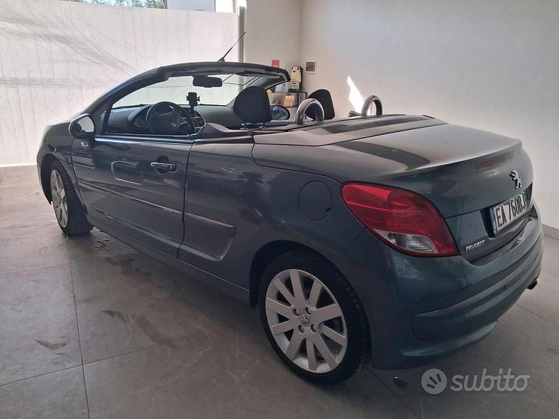 Occasion Peugeot 207 CC 112 PK (82 kW) 2010 Grijs Cabriolet