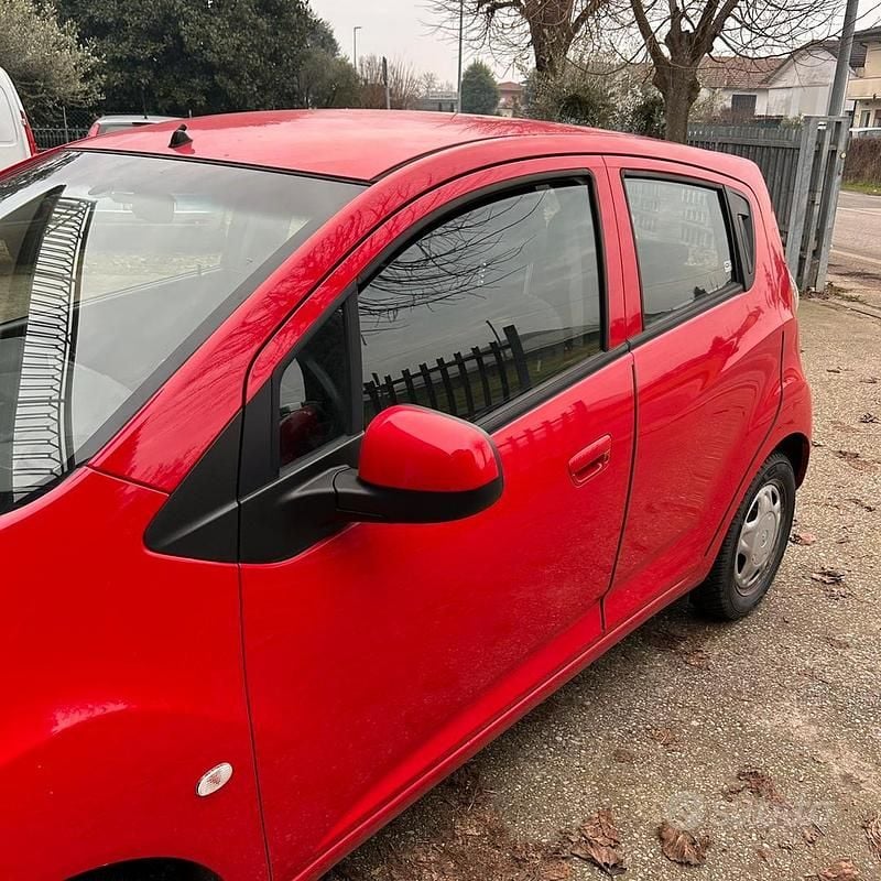 Usata Chevrolet Spark LS 68 CV (50 kW) 2012 Rosso Utilitaria