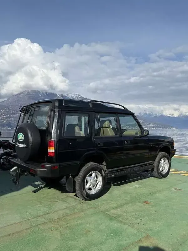 Usata Land Rover Discovery HSE 182 CV (133 kW) 1996 Nero SUV