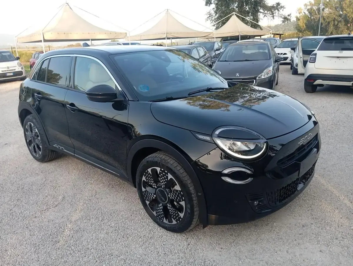 Usata Fiat 600 La Prima 100 CV (73 kW) 2025 Bianco SUV