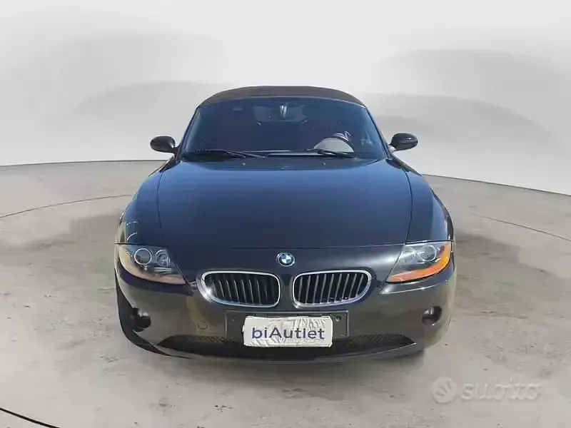 Usata BMW Z4 170 CV (125 kW) 2004 Nero Cabrio