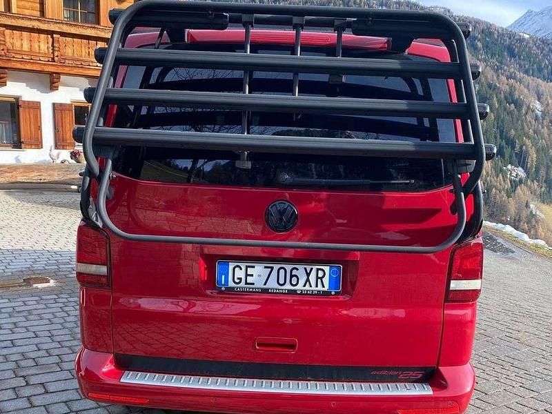 Usata VW Multivan Highline 179 CV (131 kW) 2014 Rosso Furgone