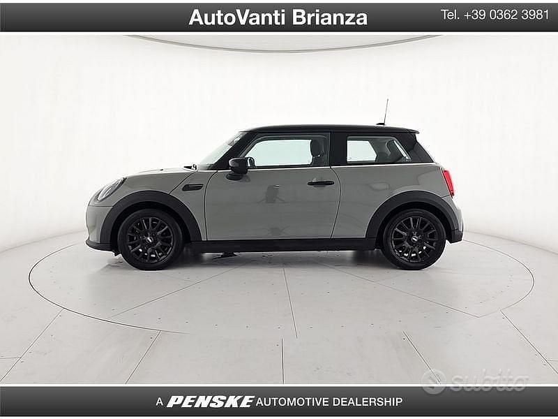 Usata Mini Cooper Classic 136 CV (100 kW) 2022 Grigio Utilitaria