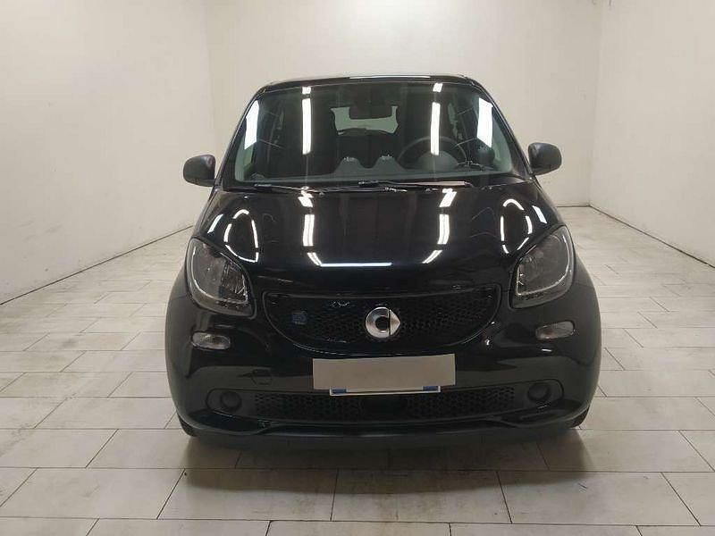 Usata Smart ForFour Electric Drive Passion 59 kW (81 CV) 2019 Nero Berlina