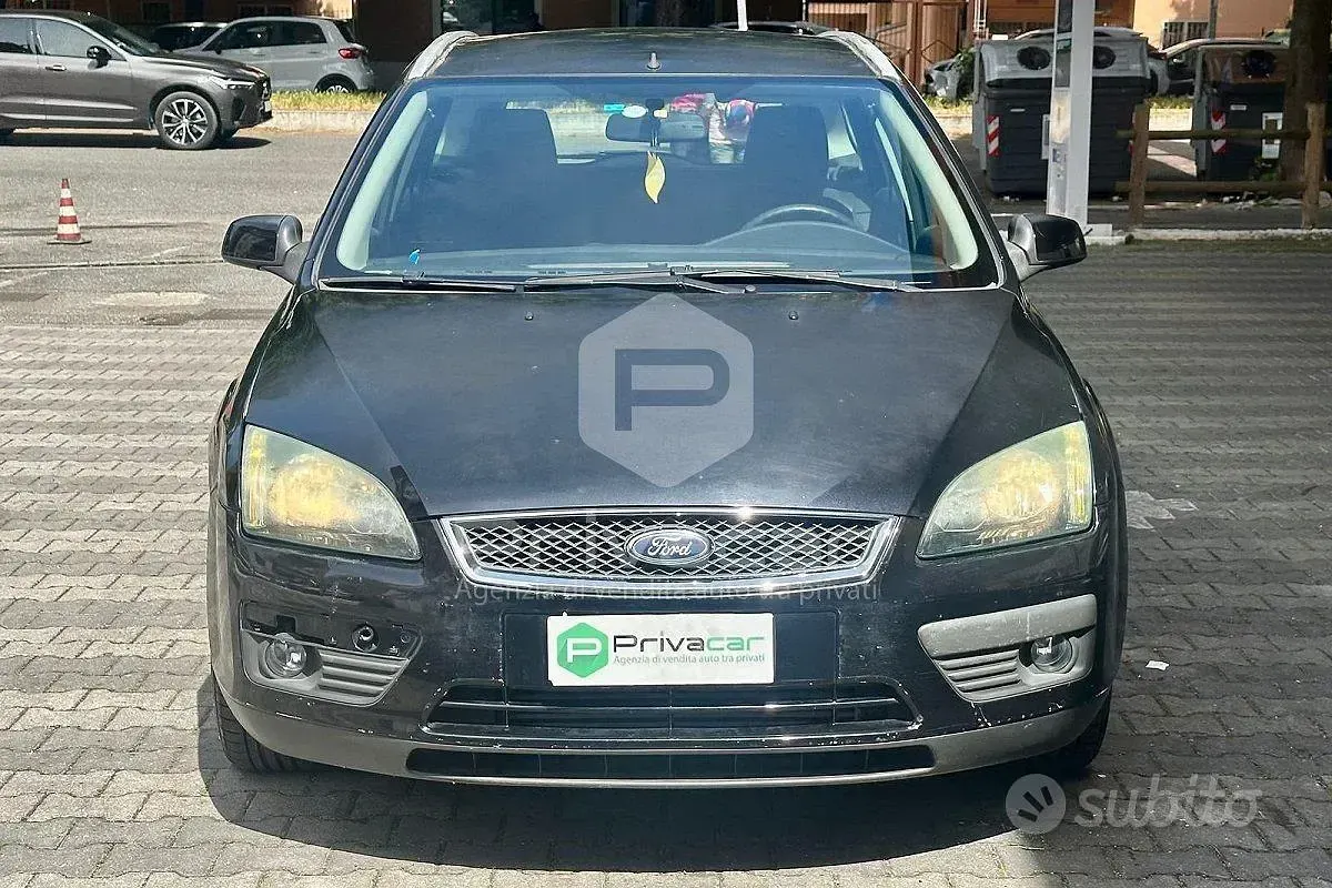 Usata Ford Focus S 116 CV (85 kW) 2007 Nero Station wagon