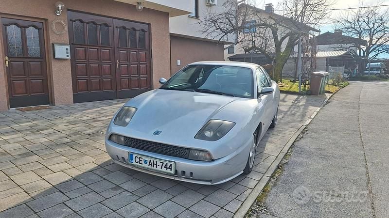 Grigio Usata 2000 Fiat Coupé Coupé | 3800 € (Ottimo prezzo) - Immagine 1/4