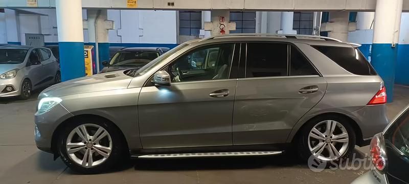 Usata Mercedes ML250 204 CV (150 kW) 2013 Grigio SUV