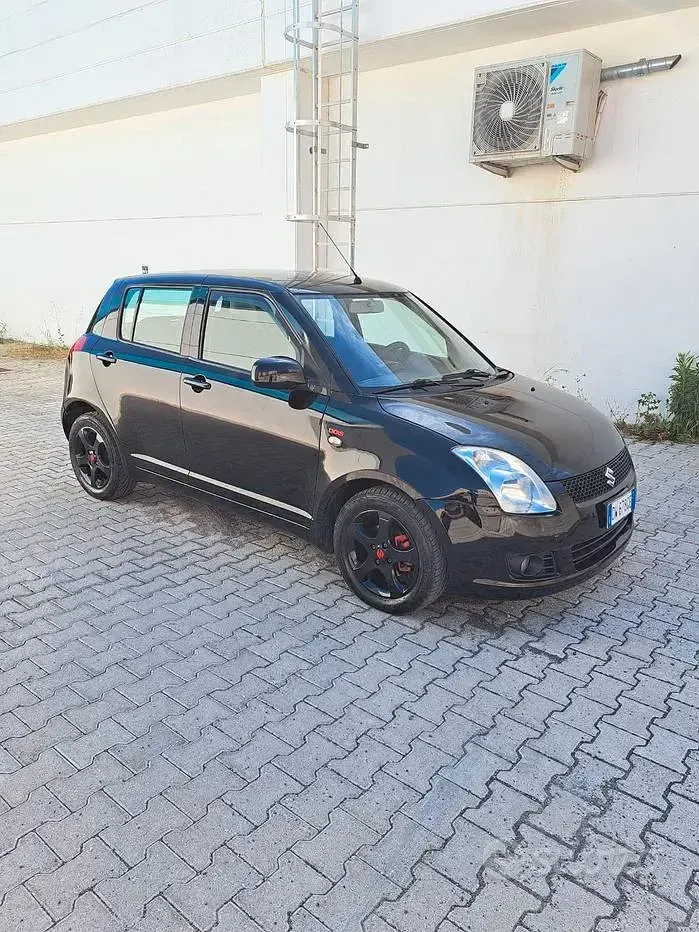 Usata Suzuki Swift 75 CV (55 kW) 2009 Nero Utilitaria