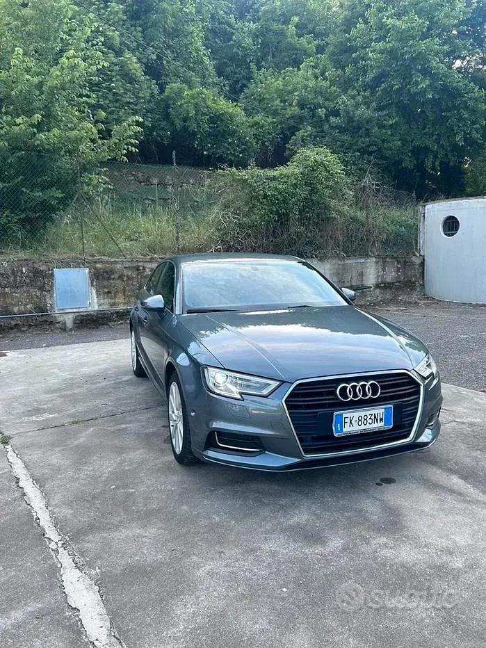 Usata Audi A3 Design 116 CV (85 kW) 2017 Grigio Berlina