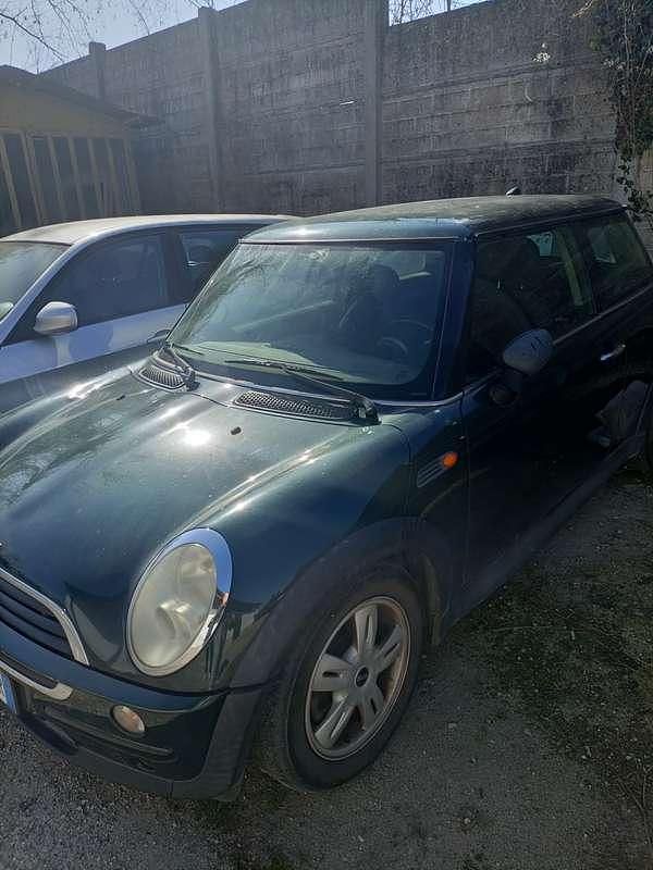 Usata Mini One D 88 CV (64 kW) 2006 Verde Utilitaria