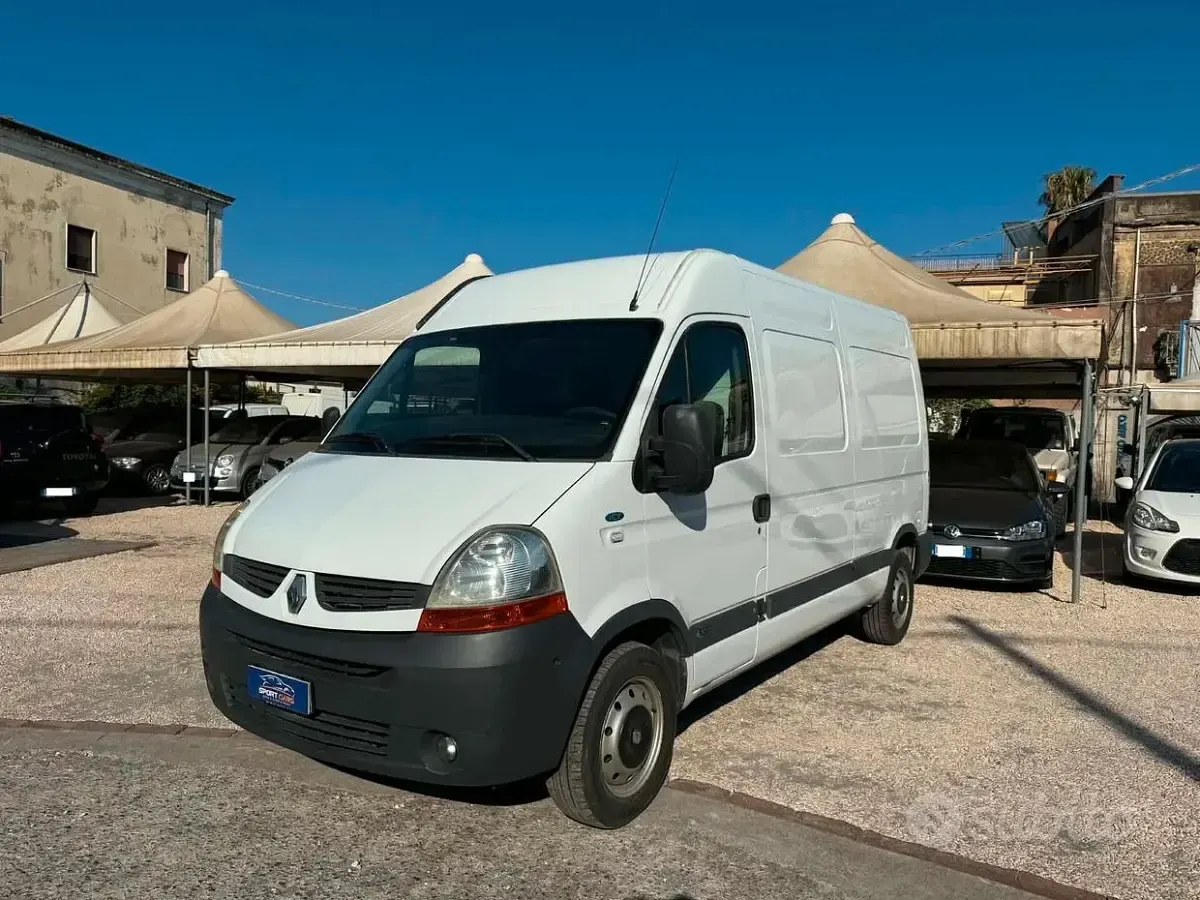 Usata Renault Master 120 CV (88 kW) 2010 Bianco Berlina