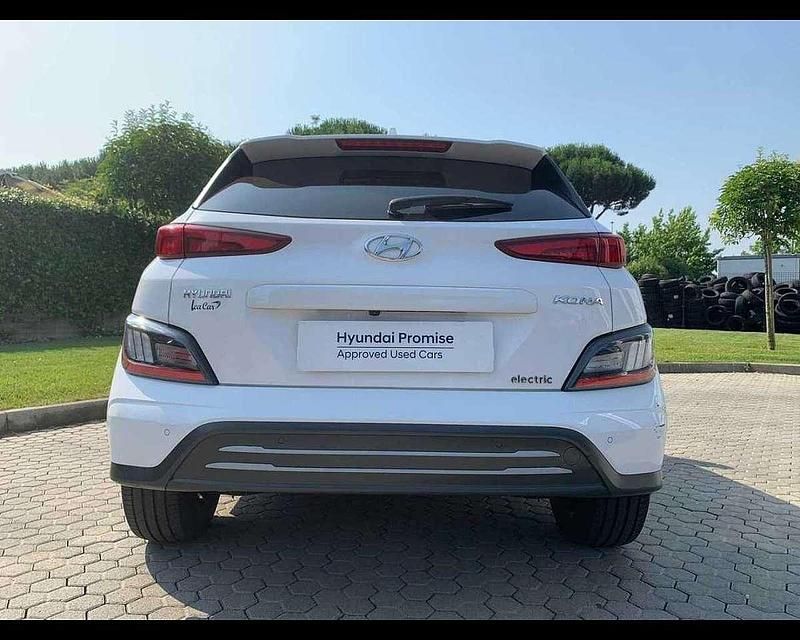 Usata Hyundai Kona 25 kW (35 CV) 2021 Bianco SUV