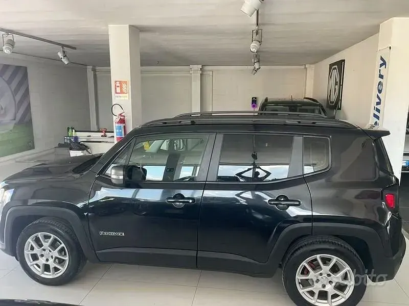 Usata Jeep Renegade Limited 131 CV (96 kW) 2022 Nero SUV