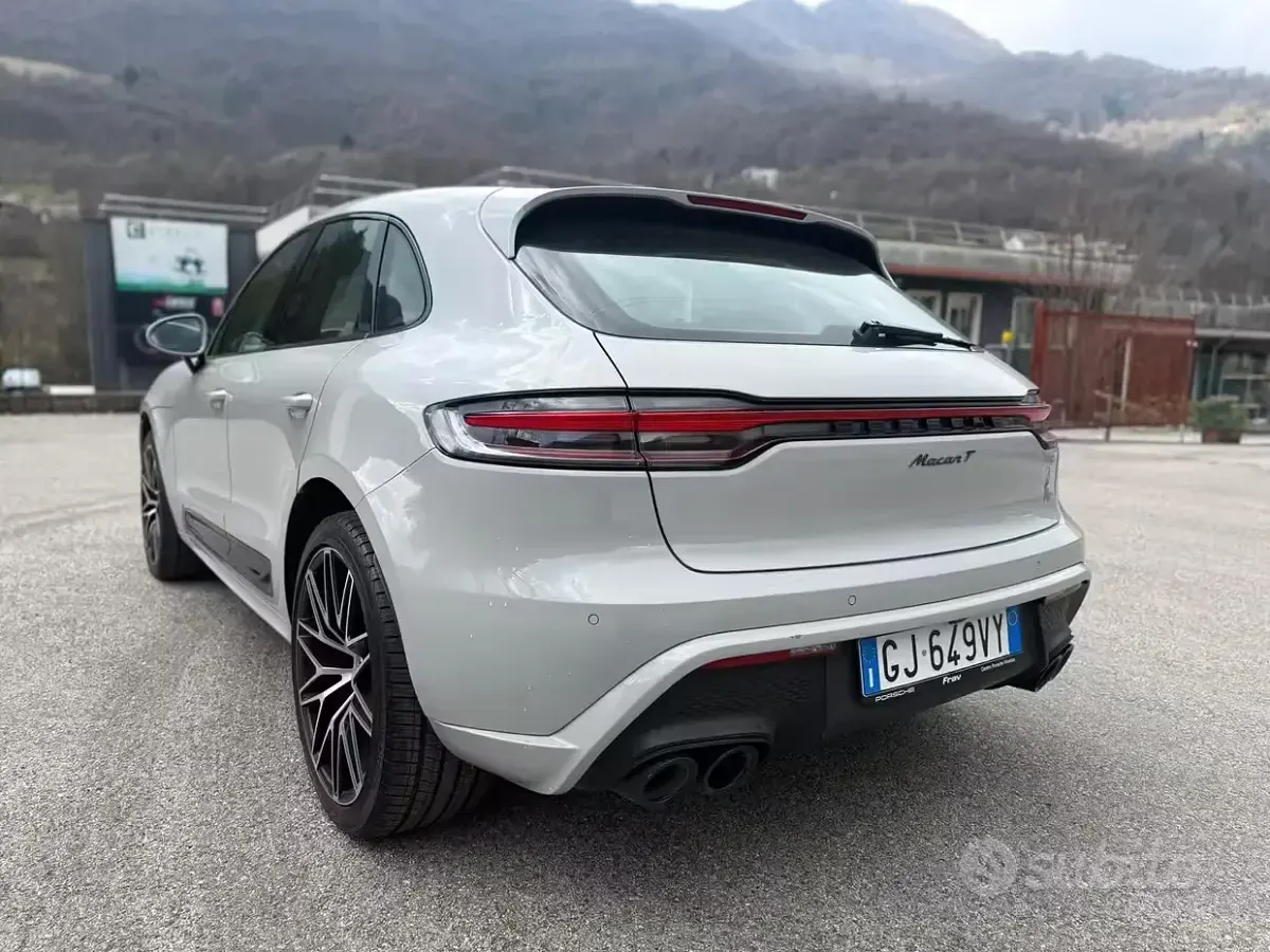 Usata Porsche Macan 265 CV (194 kW) 2022 Grigio SUV