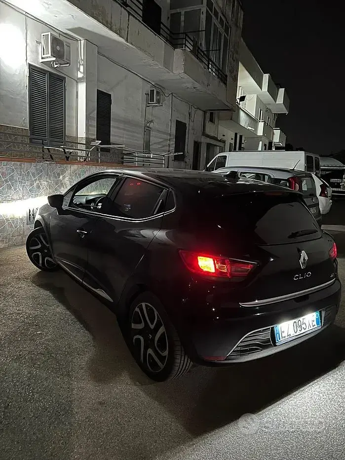 Usata Renault Clio IV 75 CV (55 kW) 2015 Nero Berlina