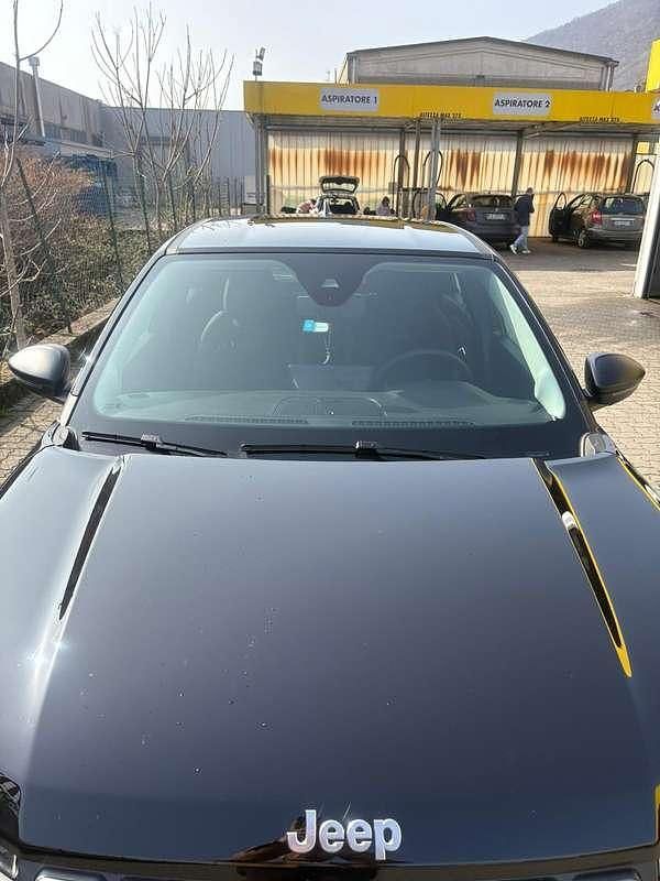 Usata Jeep Avenger Longitude 101 CV (74 kW) 2025 Nero SUV