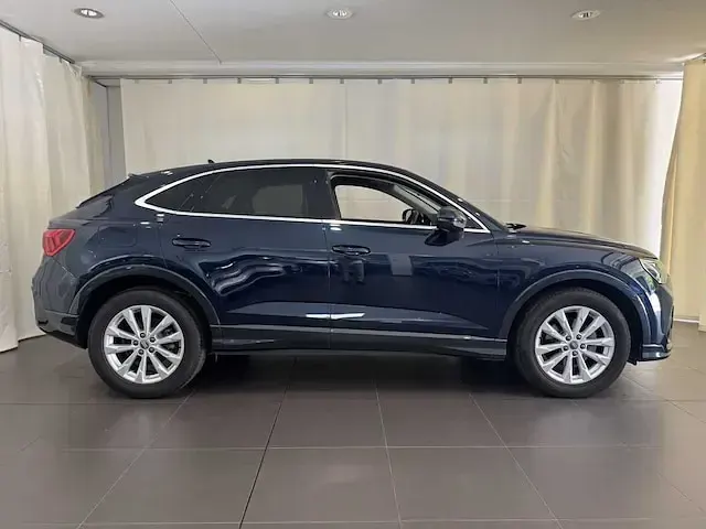 Usata Audi Q3 Sportback Business Plus 150 CV (110 kW) 2020 Blu cosmos metallizzato SUV