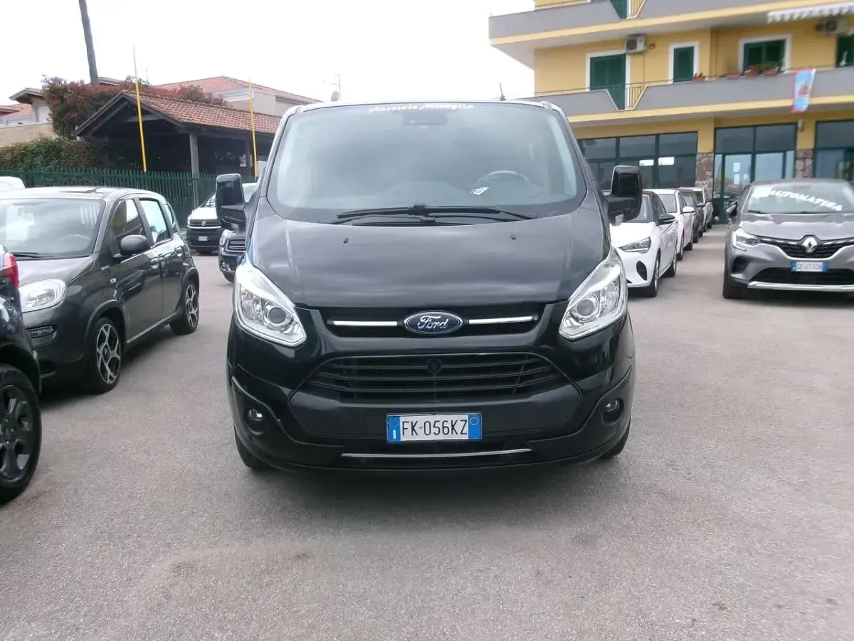 Usata Ford Transit Custom 131 CV (96 kW) 2017 Nero Furgone