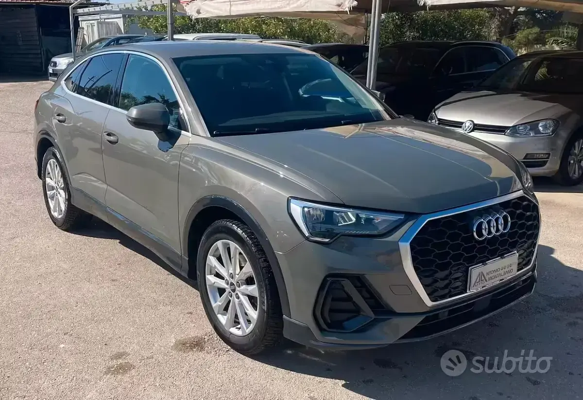 Usata Audi Q3 Business Plus 150 CV (110 kW) 2020 Grigio SUV