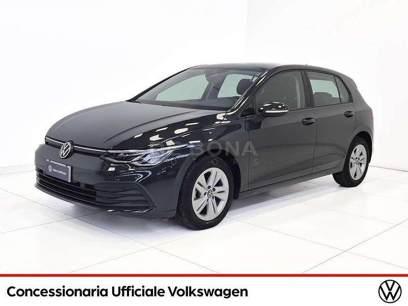 Usata VW Golf VIII Life 110 CV (80 kW) 2022 Grigio Berlina