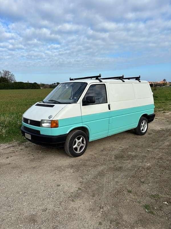 Usata VW T4 77 CV (56 kW) 1991 Blu/azzurro Furgone