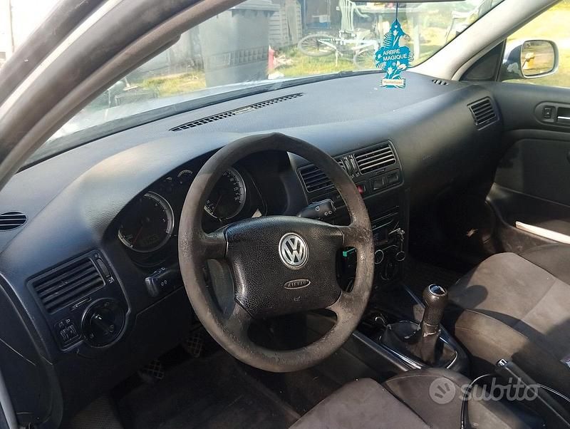 Usata VW Golf V 101 CV (74 kW) 2007 Station wagon