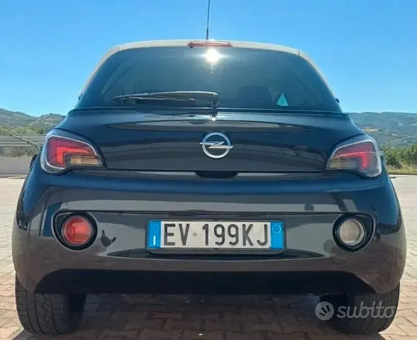 Usata Opel Adam 87 CV (63 kW) 2014 Nero Utilitaria