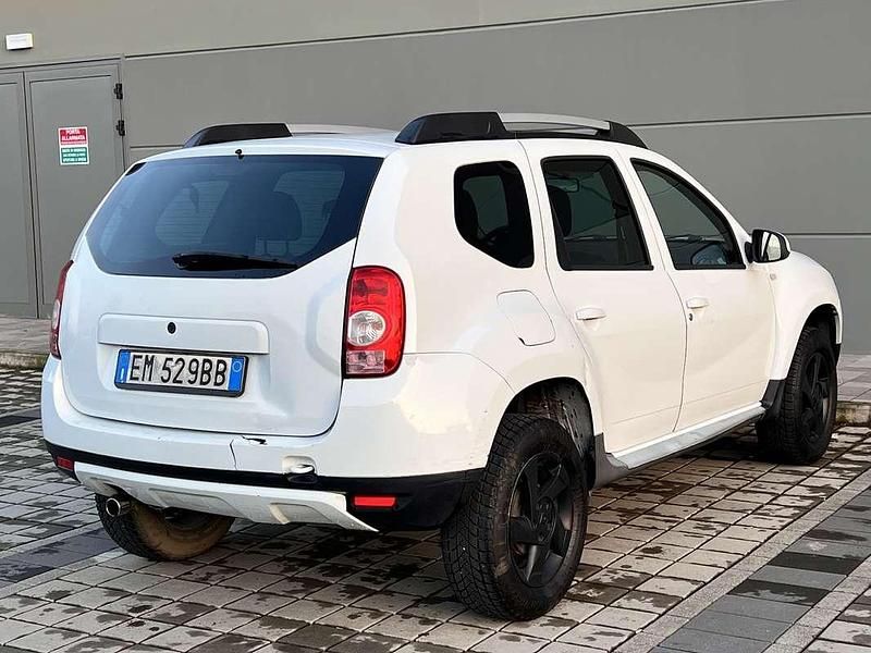 Usata Dacia Duster Lauréate 105 CV (77 kW) 2011 Station wagon