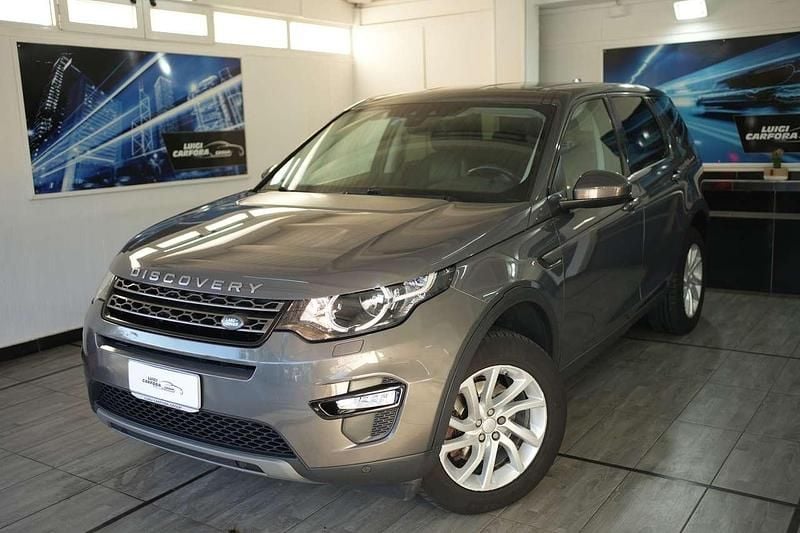 Grigio montagna Usata 2017 Land Rover Discovery Sport SE SUV | 12.990 € (Buon prezzo) - Immagine 1/4