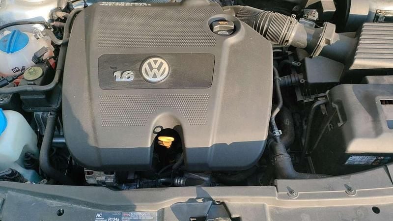 Usata VW Golf IV 101 CV (74 kW) 2005 Grigio Station wagon