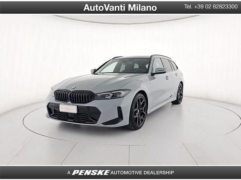 Grigio Usata 2025 BMW 320e M Sport Station wagon | 42.470 € (Super prezzo) - Immagine 1/3