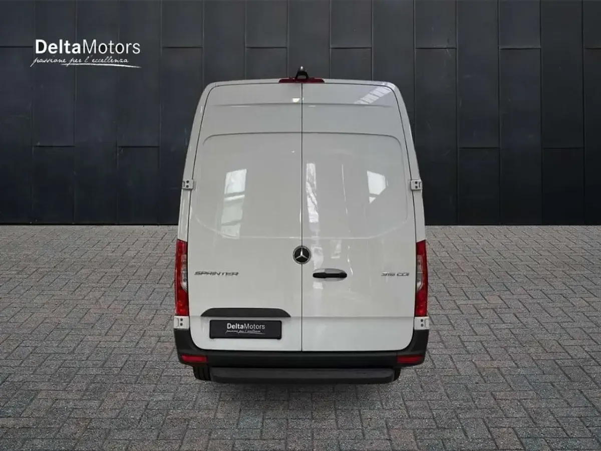 Nuova Mercedes Sprinter 190 CV (139 kW) 2026 Bianco artico Furgone