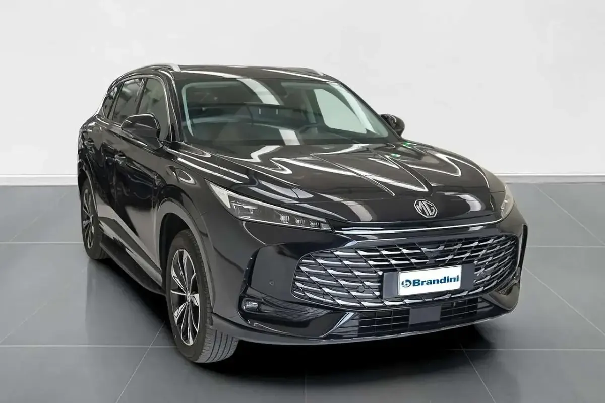 Nuova MG HS Luxury 143 CV (105 kW) 2026 Pebble black SUV