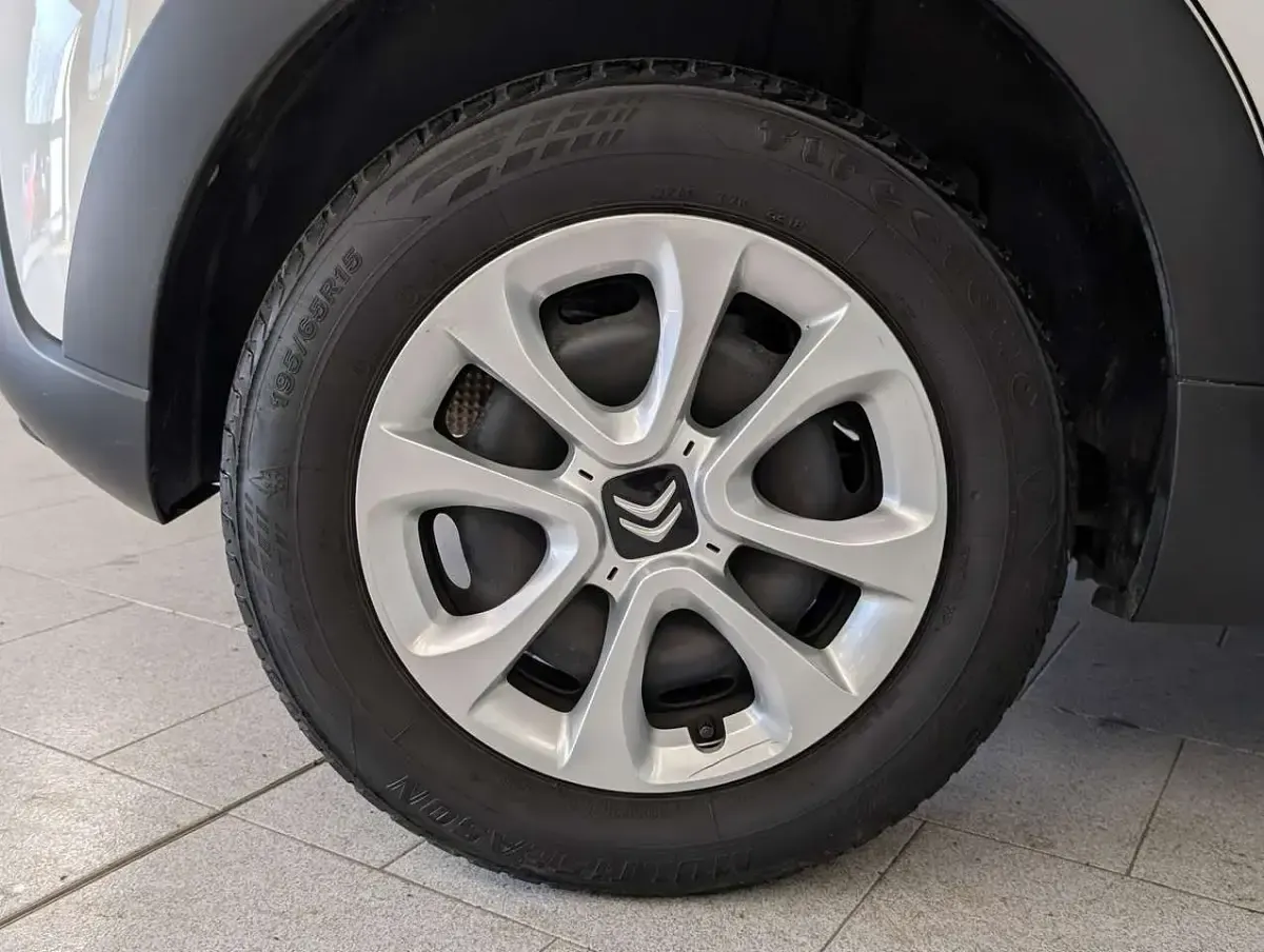 Usata Citroën C3 Feel 83 CV (61 kW) 2021 Bianco Utilitaria