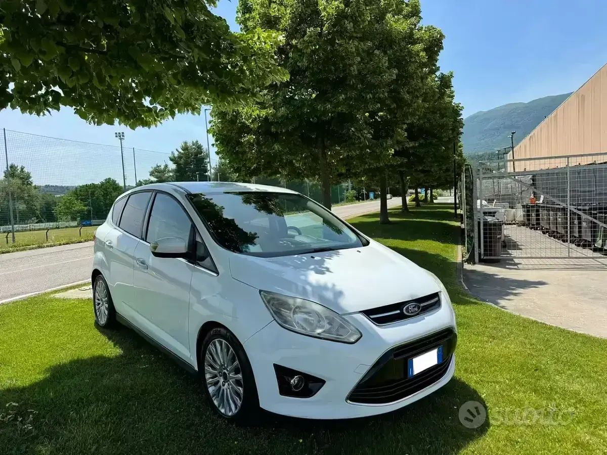 Usata Ford C-MAX Titanium 115 CV (84 kW) 2015 Bianco Monovolume