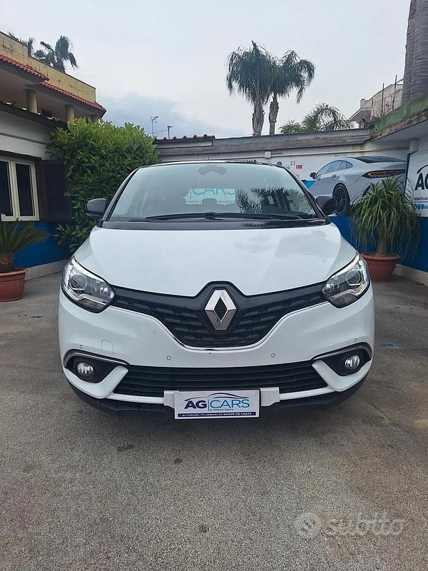 Usata Renault Scénic IV Intens 120 CV (88 kW) 2020 Bianco Monovolume