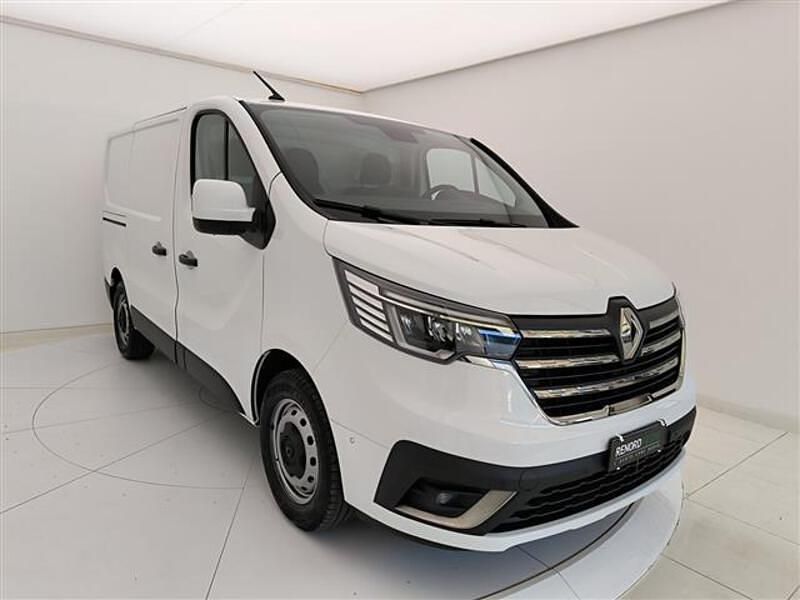 Usata Renault Trafic 150 CV (110 kW) 2022 Bianco Monovolume