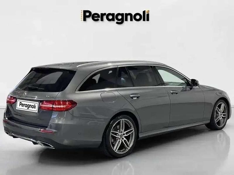 Usata Mercedes E220 194 CV (142 kW) 2018 Grigio Station wagon
