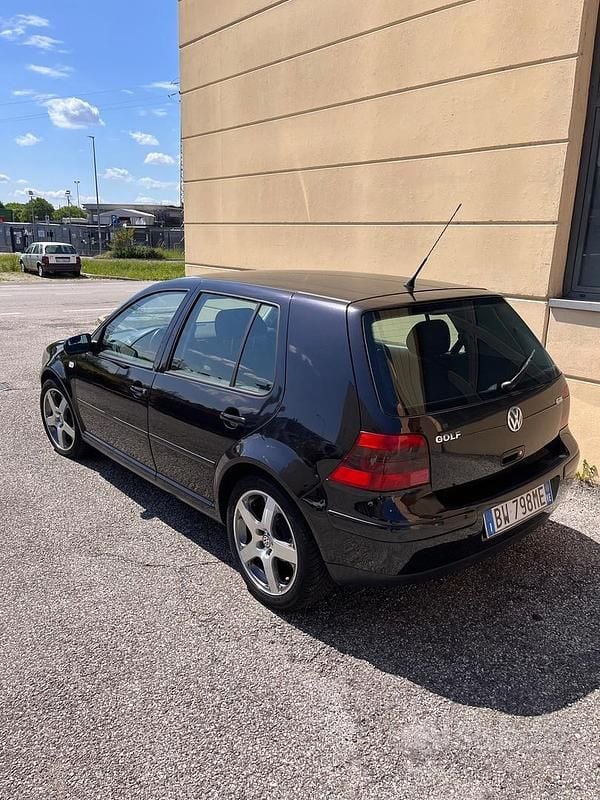 Usata VW Golf IV GTI 150 CV (110 kW) 2002 Nero Berlina