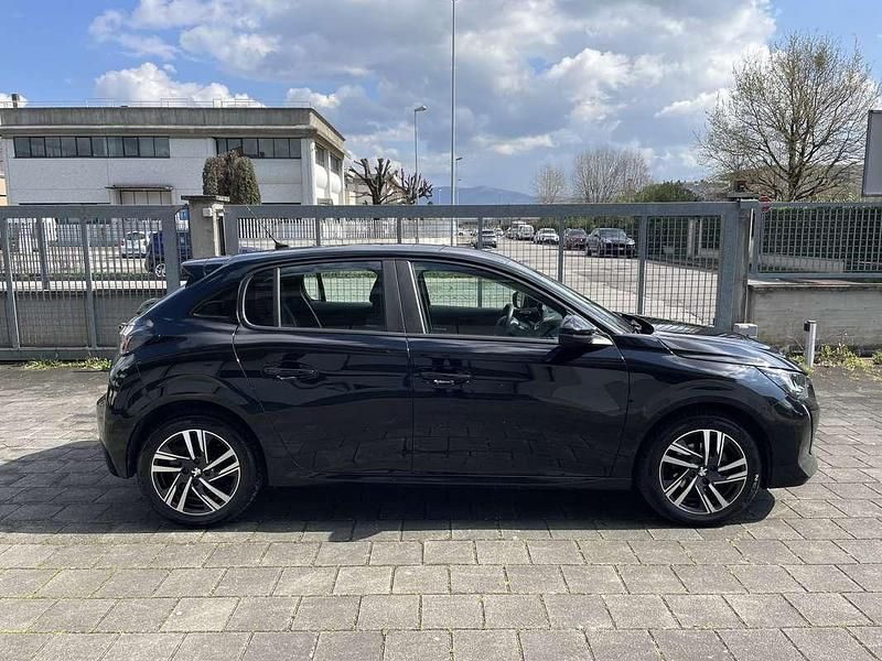 Usata Peugeot 208 Active 75 CV (55 kW) 2023 Utilitaria