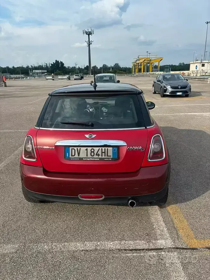 Usata Mini Cooper D 109 CV (80 kW) 2008 Rosso Utilitaria