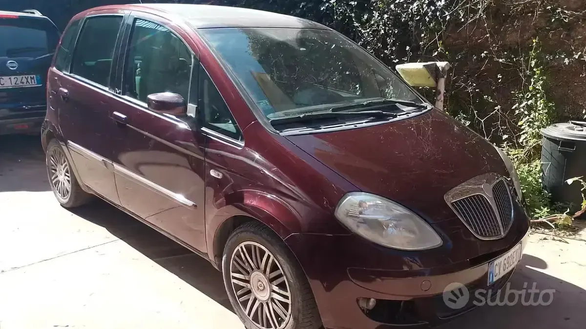 Usata Lancia Musa 69 CV (50 kW) 2005 Monovolume