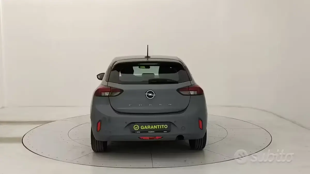 Usata Opel Corsa S 75 CV (55 kW) 2024 Grigio Utilitaria