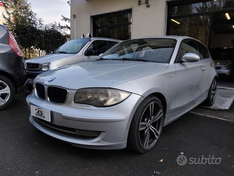 Usata BMW 118 143 CV (105 kW) 2007 Grigio Utilitaria