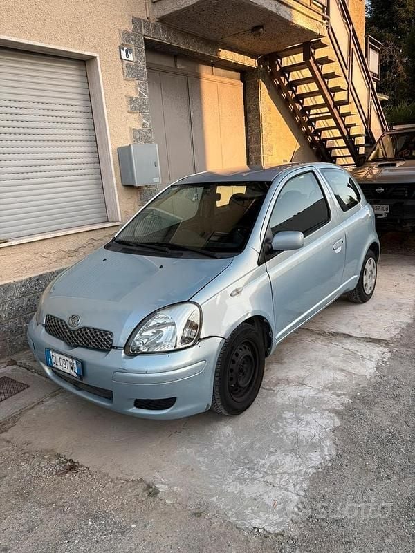 Usata Toyota Yaris 2004