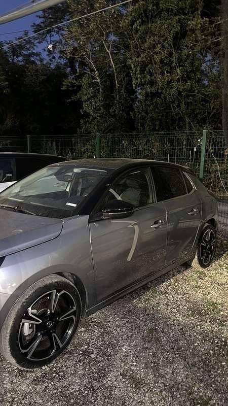 Usata Opel Corsa Elegance 101 CV (74 kW) 2022 Utilitaria