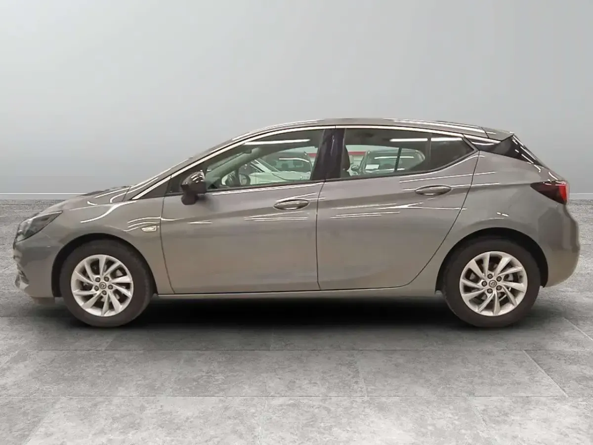 Usata Opel Astra Business Elegance 122 CV (89 kW) 2021 Grigio Berlina