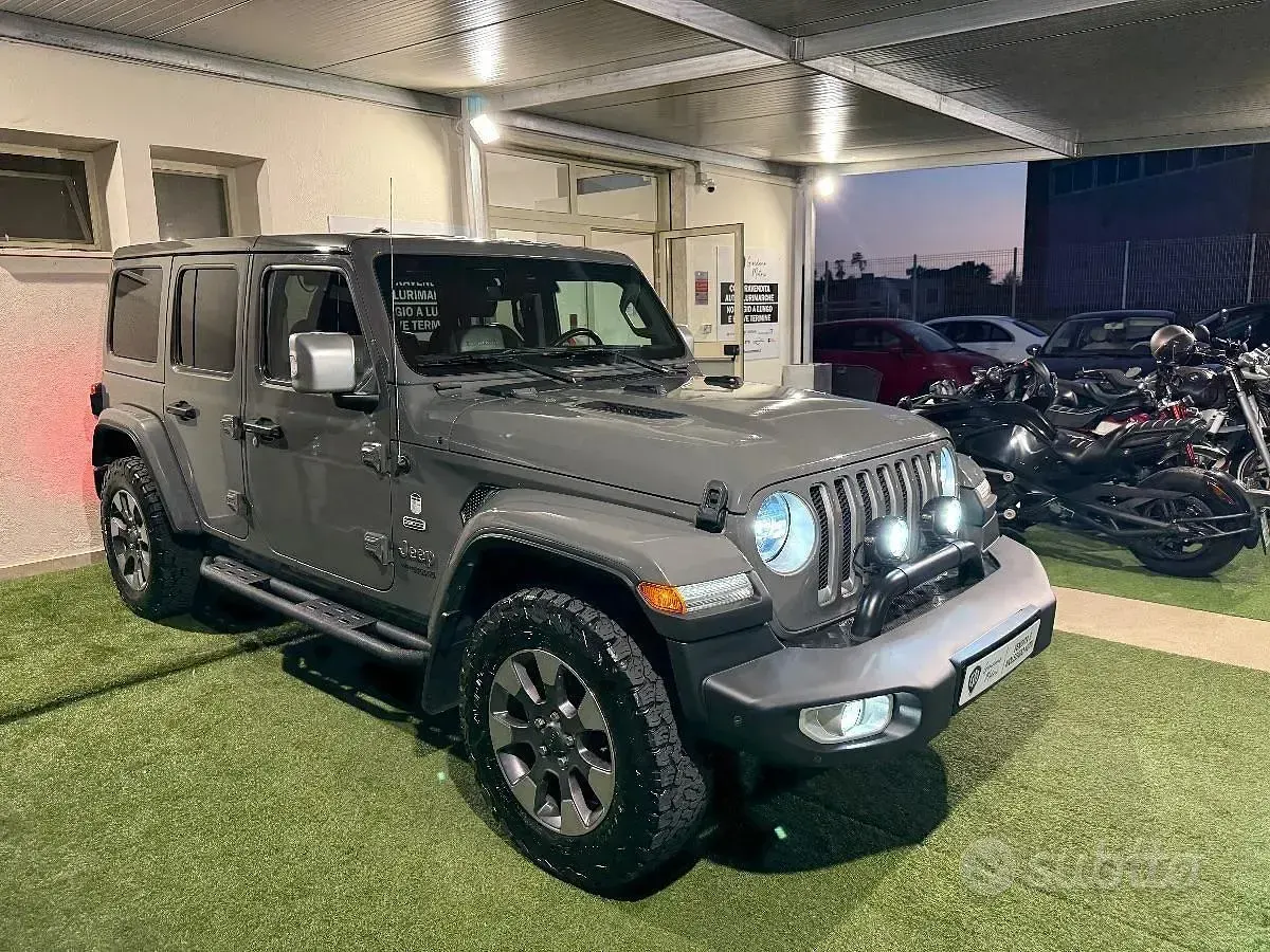 Usata Jeep Wrangler Sahara 200 CV (147 kW) 2020 Grigio SUV