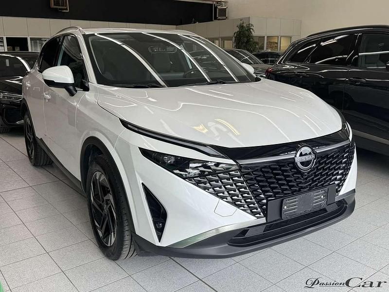 Usata Nissan Qashqai N-Connecta 158 CV (116 kW) 2025 Bianco SUV
