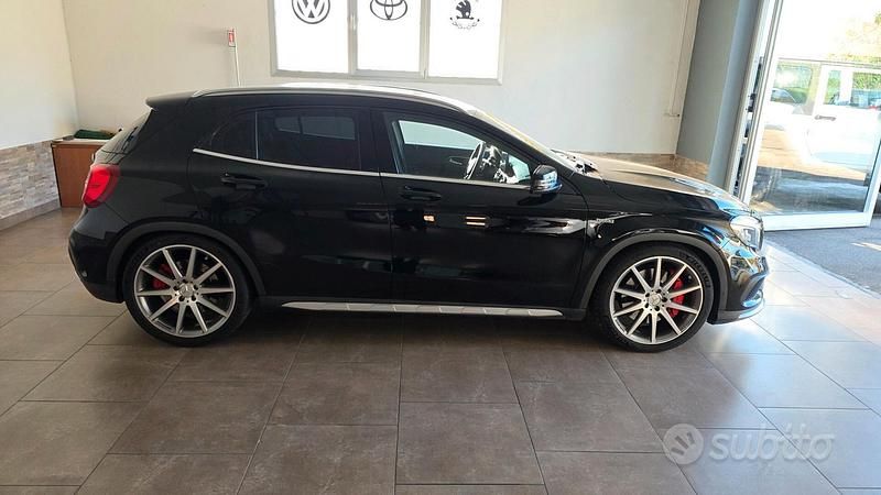 Usata Mercedes GLA45 AMG AMG 381 CV (280 kW) 2016 Nero SUV